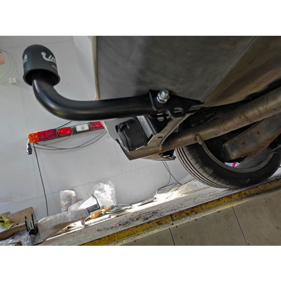 Hak holowniczy <b>Audi A3 hatchback (3 drzwi)</b> (05.2003r. - 04.2012r.)